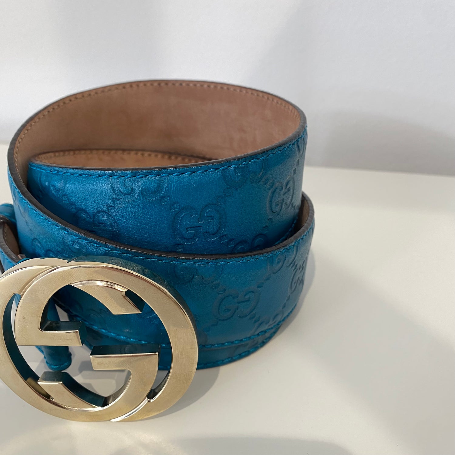 Gucci Teal Guccissima Leather Gold Interlocking G Buckle Belt