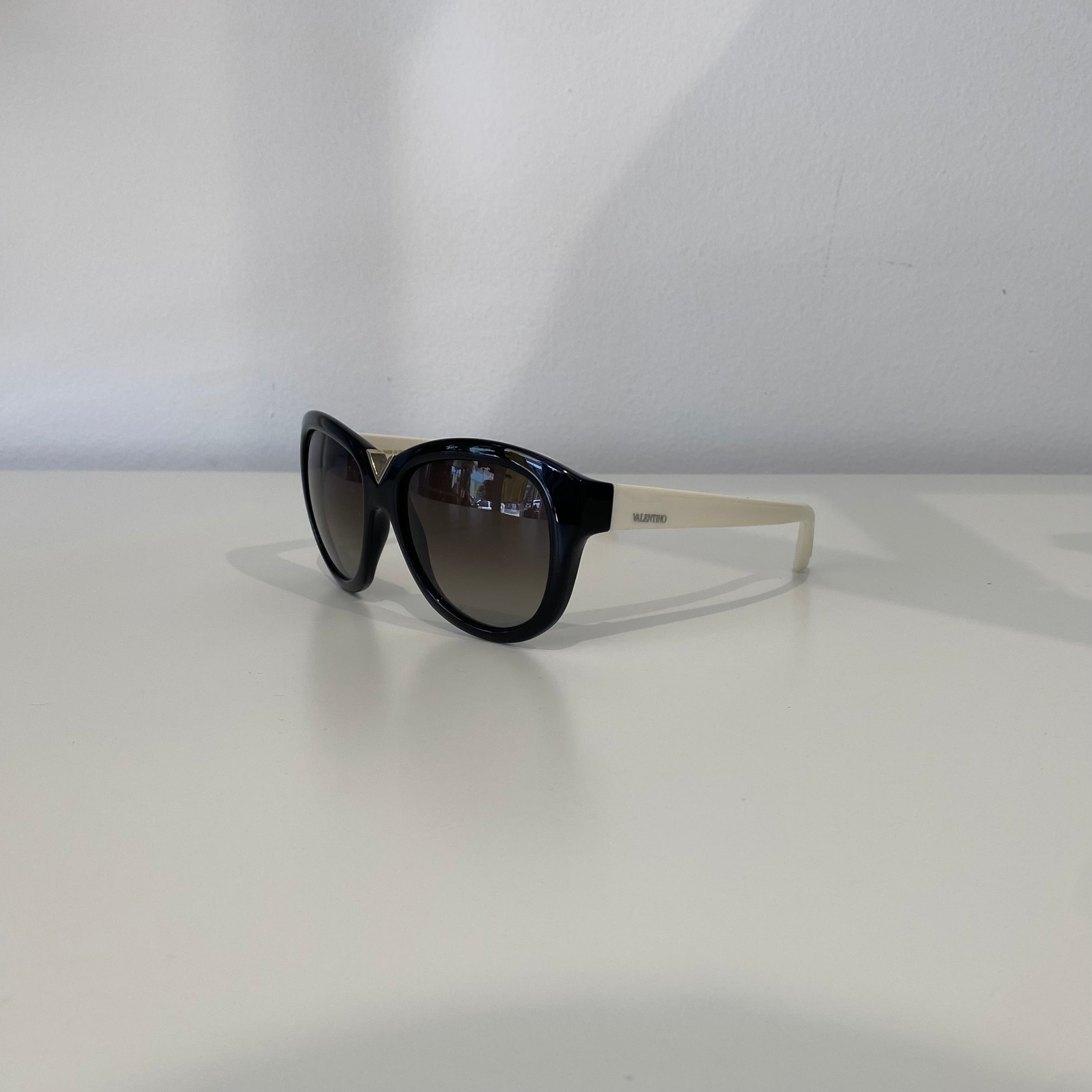 Pre-Loved Valentino Sunglasses-Black and White