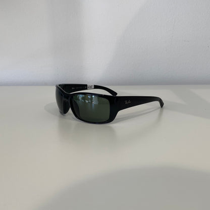 Pre-Loved Ray-Ban Sunglasses- Black