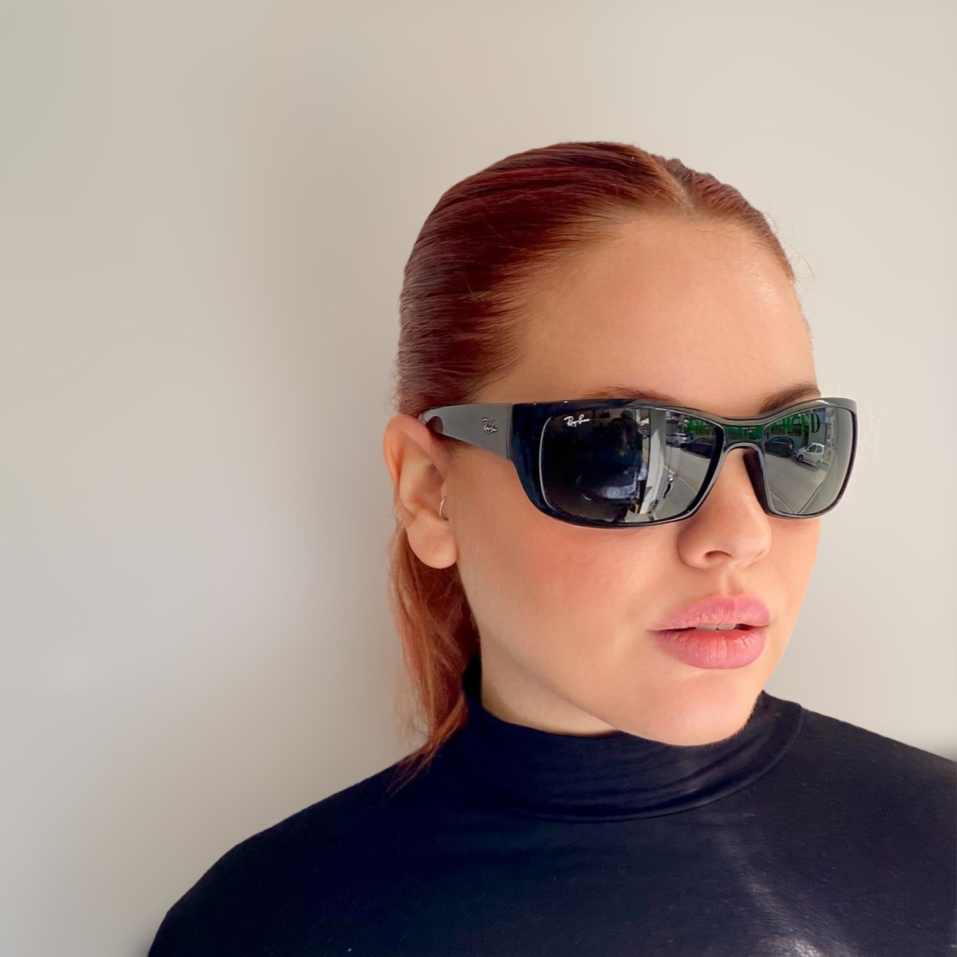 Pre-Loved Ray-Ban Sunglasses- Black