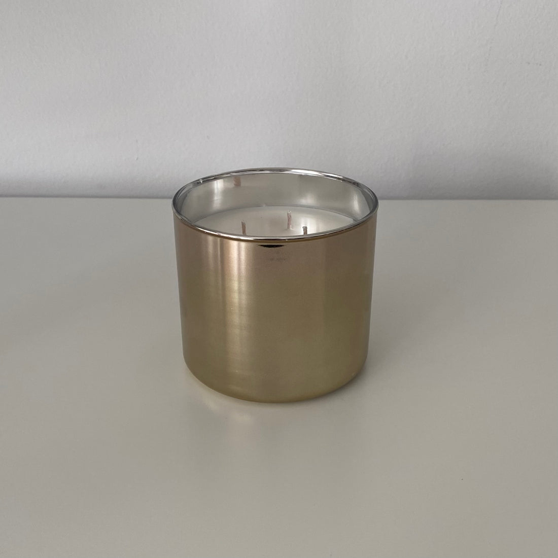 Gold-Scented Candle