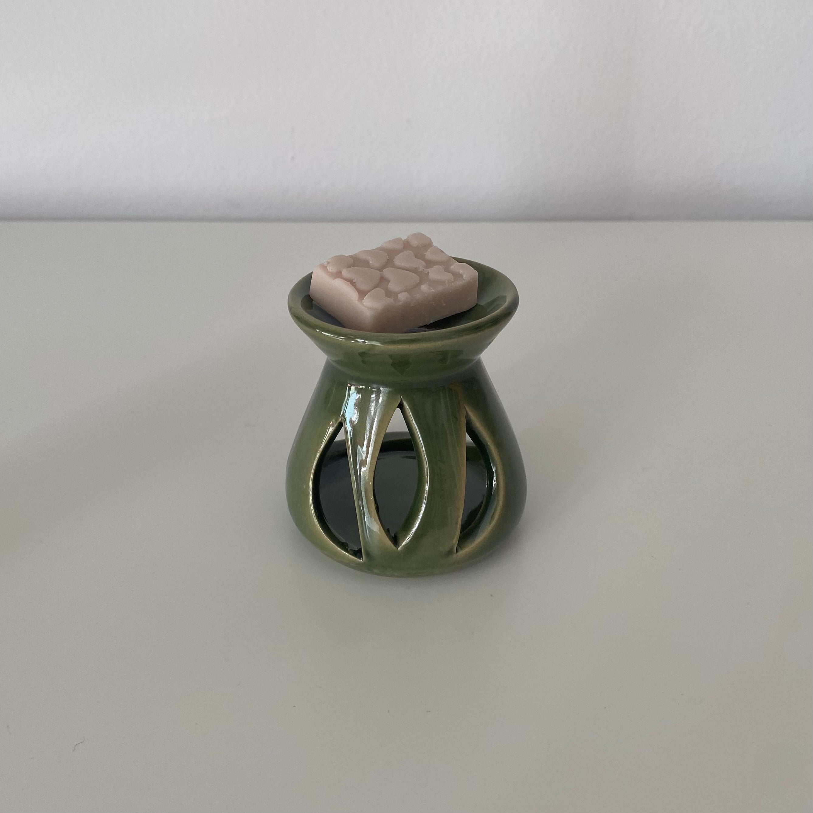 Olive Oasis-Wax and Oil Warmer