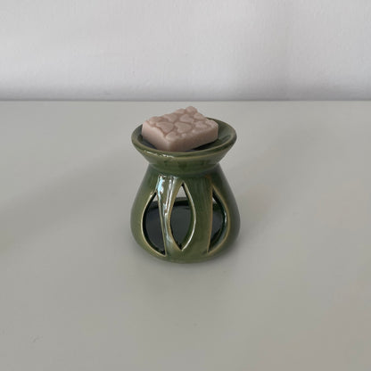 Olive Oasis-Wax and Oil Warmer