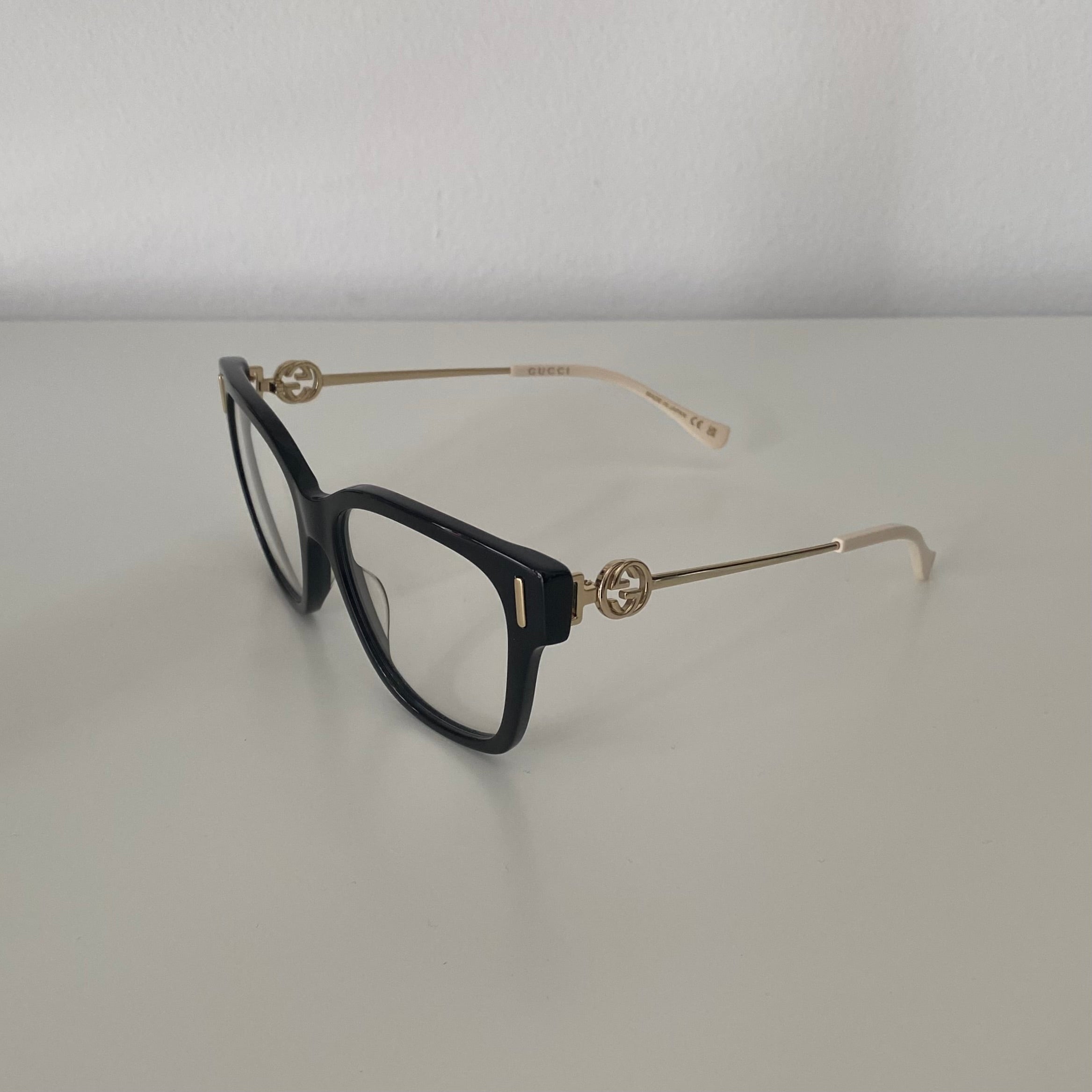 Pre-Loved Gucci-Black and Gold-Eyeglasses (for prescription lenses)